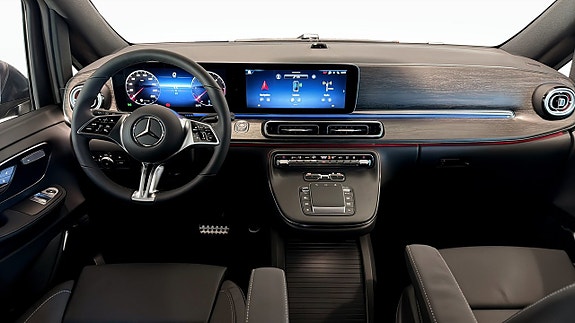 Mercedes-Benz V300 d 6 of 13