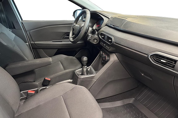 Dacia Sandero 10 of 18