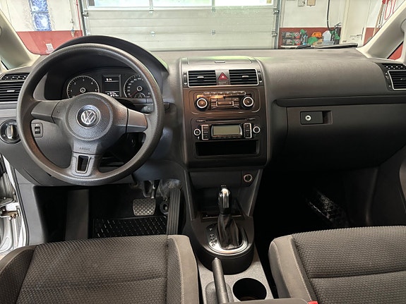 Volkswagen Touran 7 of 7