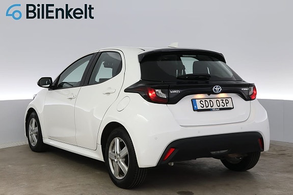Toyota Yaris 6 of 25