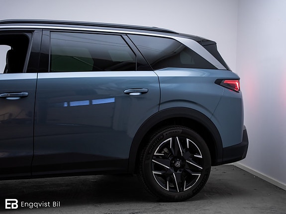 Peugeot 5008 4 of 5