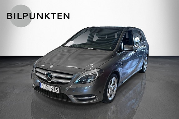Mercedes-Benz B200 2 of 4