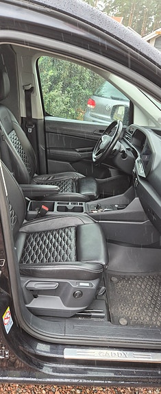 Volkswagen Caddy Maxi 5 of 5