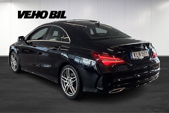 Mercedes-Benz CLA200 4 of 5