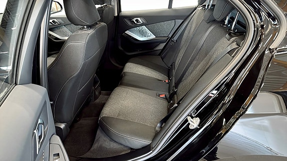 BMW 120 5 of 9