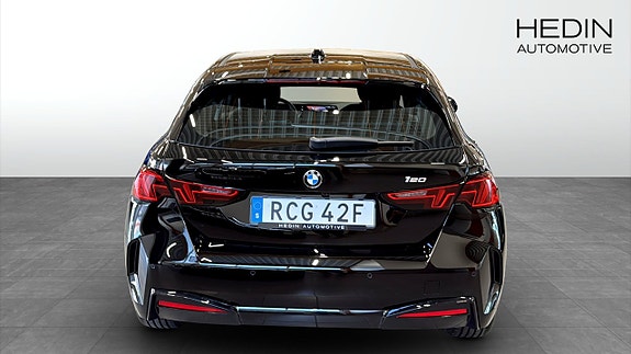 BMW 120 7 of 9