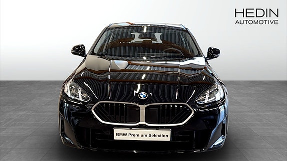 BMW 120 8 of 9
