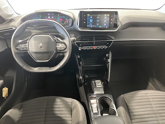 Peugeot e-208 6 of 15