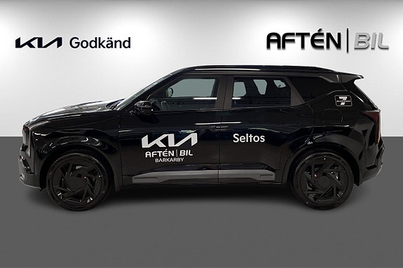 Kia Seltos 6 of 23