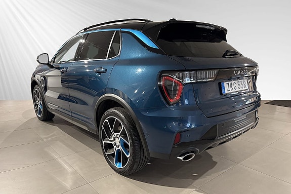 Lynk & Co 01 3 of 15