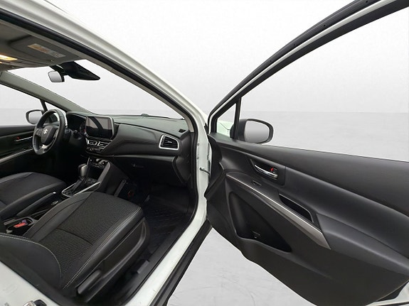 Suzuki S-Cross 27 of 30