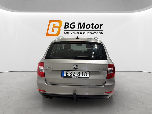 Skoda Superb 5 of 22