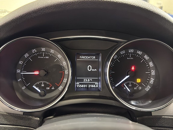 Skoda Superb 16 of 22