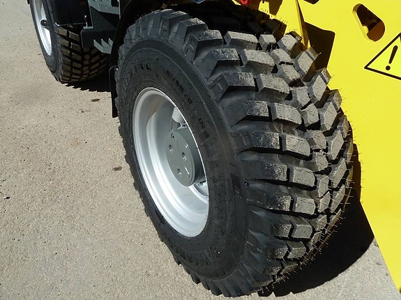 Wacker Neuson WL52 5 of 5
