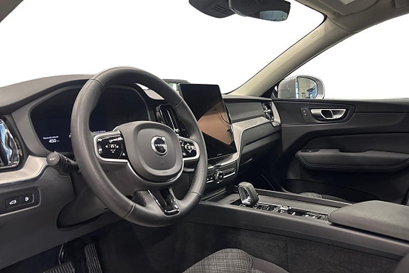 Volvo XC60 8 of 22