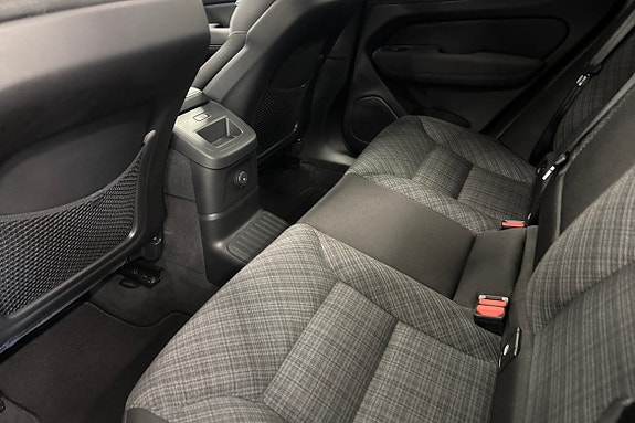 Volvo XC60 12 of 22