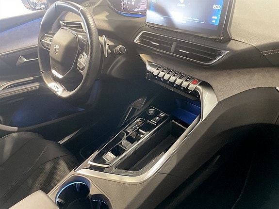 Peugeot 5008 10 of 15