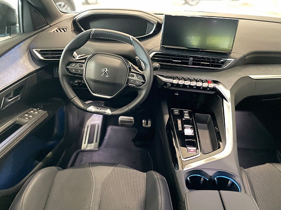 Peugeot 3008 13 of 23