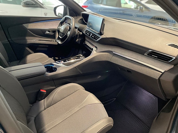 Peugeot 3008 15 of 23