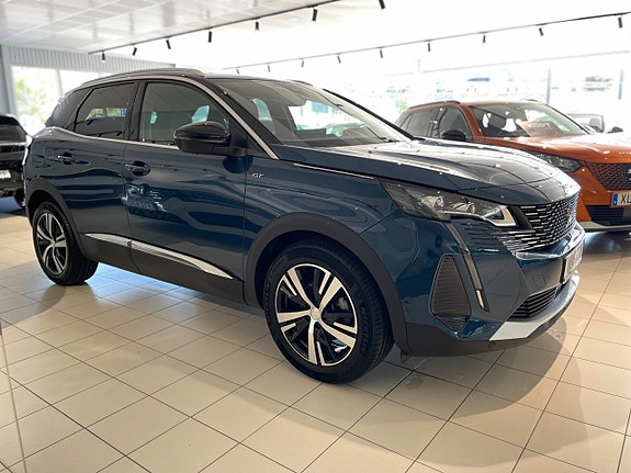 Peugeot 3008 3 of 5
