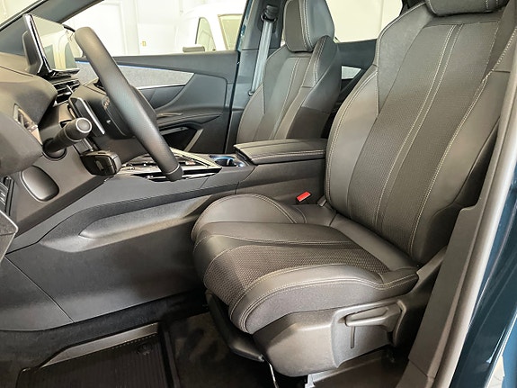 Peugeot 3008 11 of 23