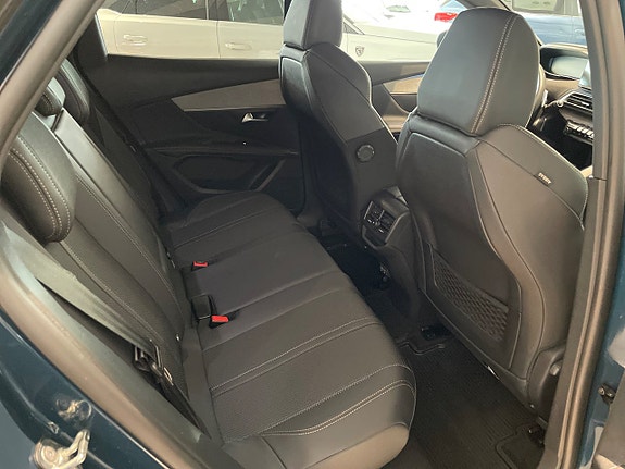 Peugeot 3008 21 of 23