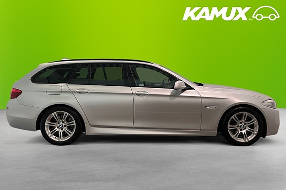 BMW 520 2 of 15