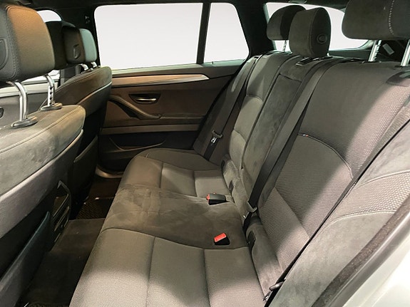 BMW 520 10 of 15