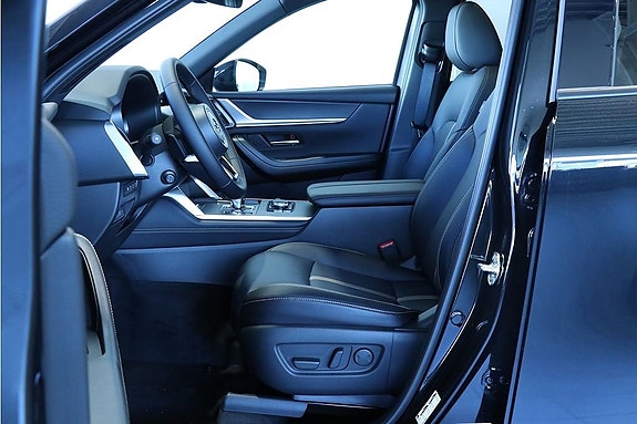 Mazda CX-60 12 of 20