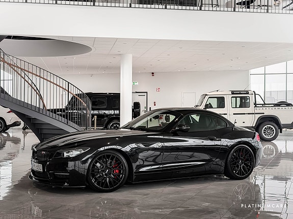 BMW Z4 2 of 13