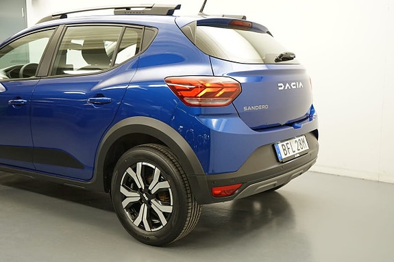 Dacia Sandero Stepway 3 of 5