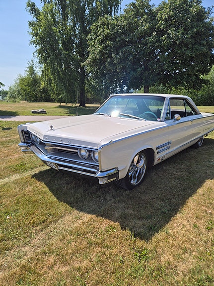 Chrysler 300 4 of 5