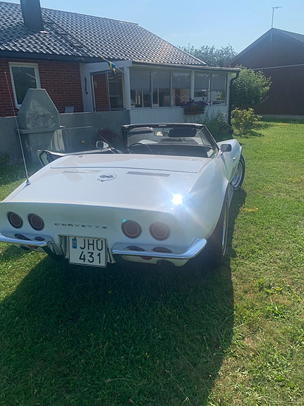 Chevrolet Corvette 5 of 5