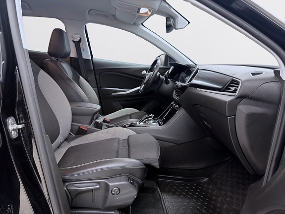 Opel Grandland 14 of 17