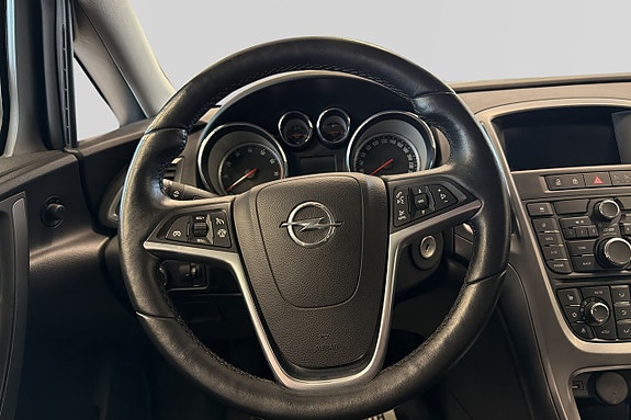 Opel Astra 9 of 16