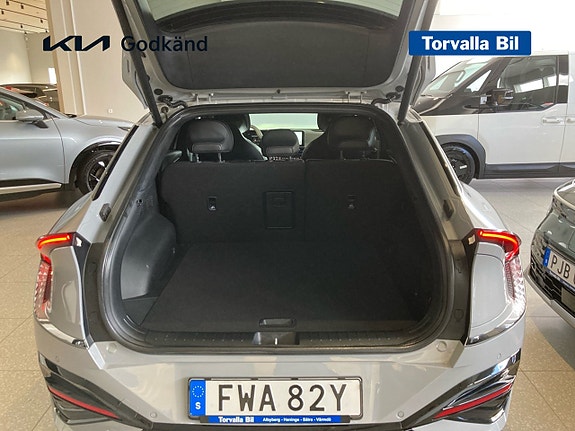 Kia EV6 14 of 18