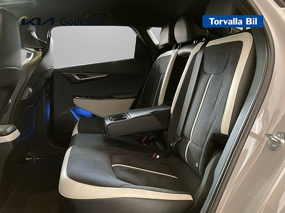 Kia EV6 9 of 18