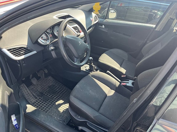 Peugeot 207 6 of 6