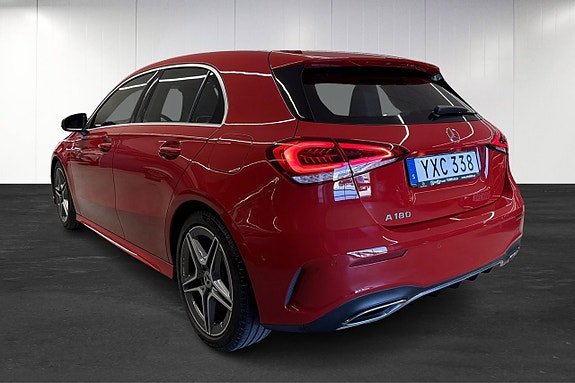 Mercedes-Benz A180 3 of 5