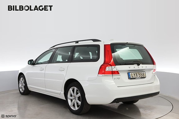 Volvo V70 3 of 5