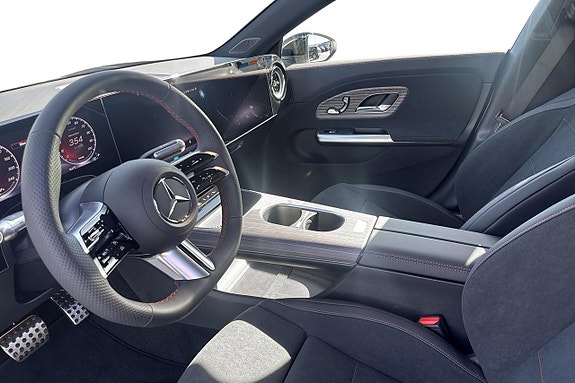 Mercedes-Benz CLA250+ 12 of 12