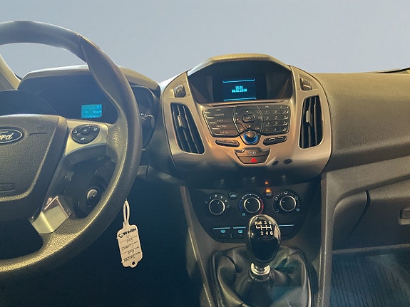 Ford Transit Connect 10 of 20