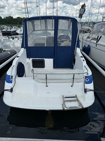 WELLCRAFT EXCEL 23 SE Midcabin 3 of 5