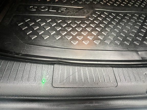 Volkswagen Golf Alltrack 22 of 28