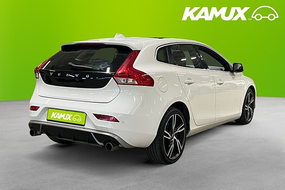Volvo V40 4 of 19