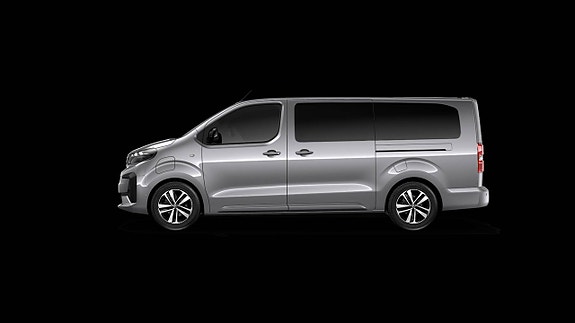 Peugeot Traveller 22 of 25