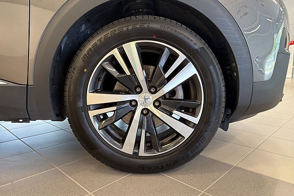 Peugeot 3008 11 of 15