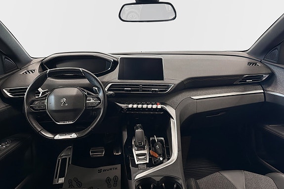 Peugeot 3008 8 of 15
