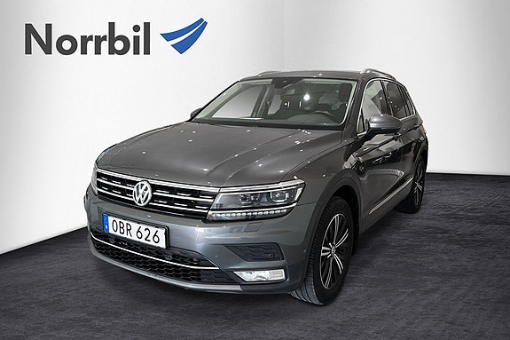 Volkswagen Tiguan 2 of 5