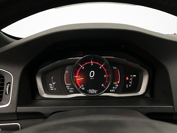 Volvo V60 Cross Country 17 of 28
